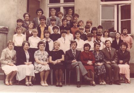 8a1983