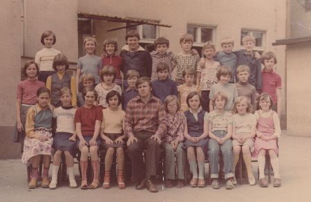 8b1982